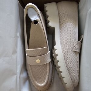 NEW VIVAIA LOAFERS (Franchesca)